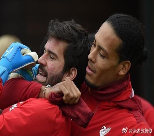 红军半场13落后！詹俊：上半场的利物浦...英超争冠悬念继续保持