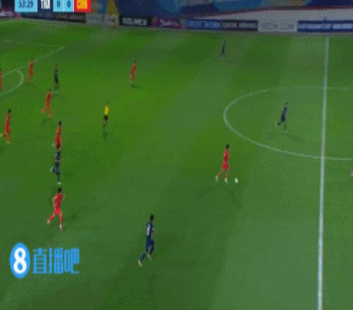 国少领先!布尼亚明造点,亲自主罚打进