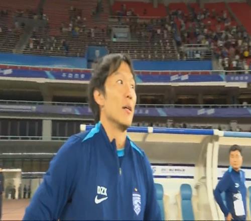 这不转正36岁前国脚邓卓翔带三镇1胜1平,绝平国安赛后淡定耸肩