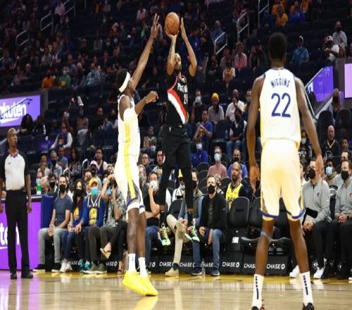 NBA直播：独行侠vs太阳，独行侠状态更佳取胜希望更大