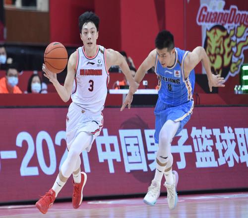 CBA直播：广东东莞vs南京同曦，广东实力碾压南京取胜不难