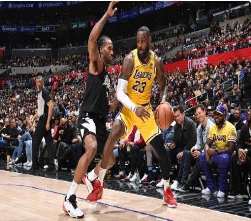 NBA资讯：讲个恐怖故事 詹姆斯39岁赛季三分准星生涯新高了
