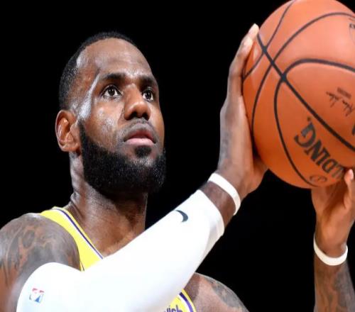 NBA湖人历史最佳球员，湖人队历史上最好10 大球员(二）
