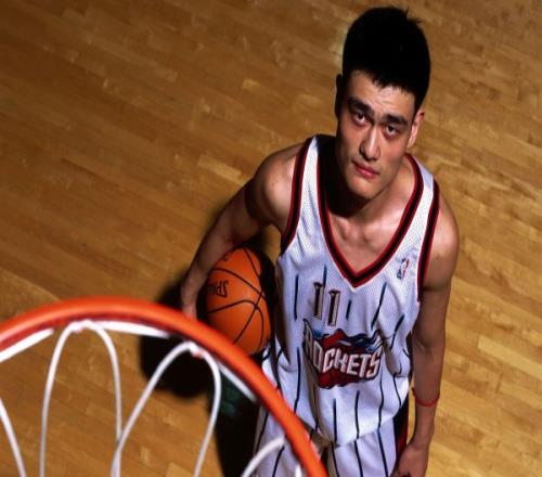 姚明在NBA算超级巨星吗