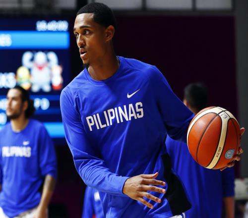 媒体人：克拉克森将穿安踏球鞋征战世界杯这一合作或延续到NBA