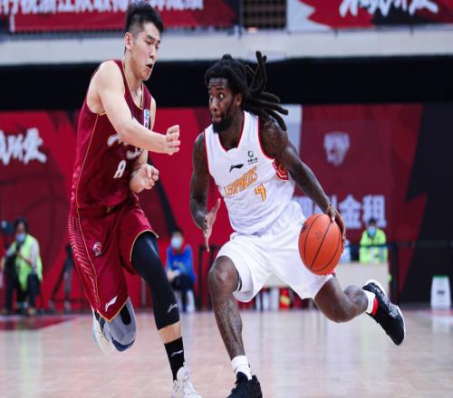 CBA赛事分析：深圳VS南京，鱼腩部队同曦难求一胜