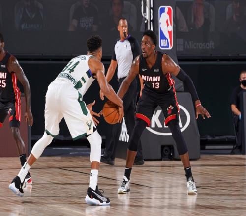 阿德巴约vs字母哥!从NBA对位到FIBA