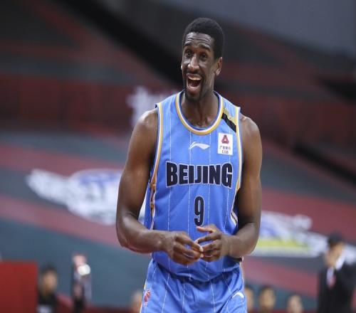 Shams:前NBA6号秀&CBA外援艾派尤度将加入老鹰队教练组