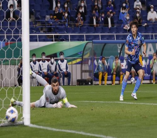 记者:斯图加特冬窗不太可能签下田中碧,他仍是今夏引援目标