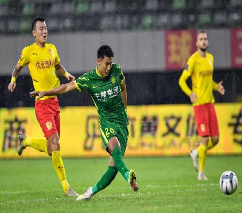 足球报:若武磊和阿兰无法参赛,国足或招入王子铭和陈蒲等人
