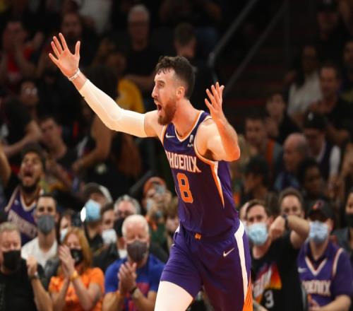 NBA生涯三分命中率34.9%！Stein：卡明斯基将加盟猛龙G联赛球队