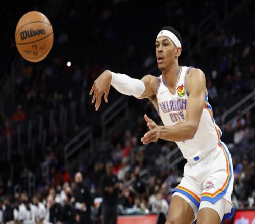 锋线再添一人!Woj:贝兹利一年合同加盟篮网
