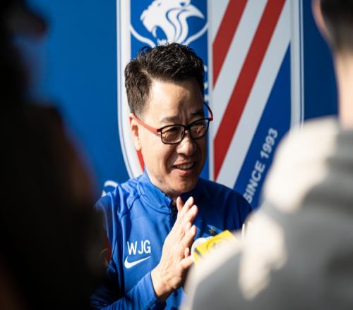 媒体人:吴金贵自吹自擂并不是大问题,但诋毁别人就是无耻之举