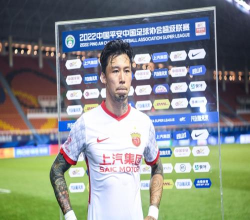 张琳芃:每个人都知道我们海港的目标是什么,每场比赛都当做决赛