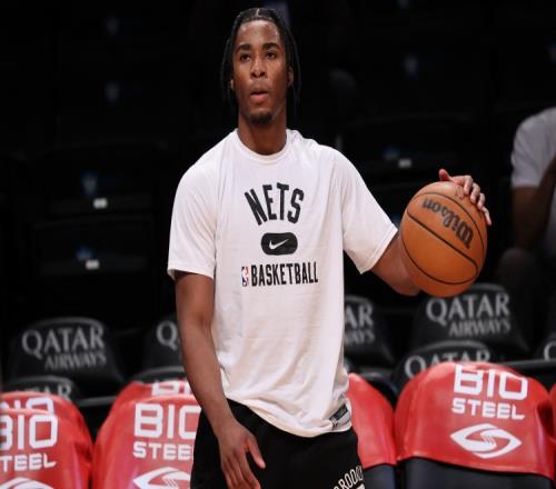 Woj:马刺将与后卫大卫杜克签下一份双向合同
