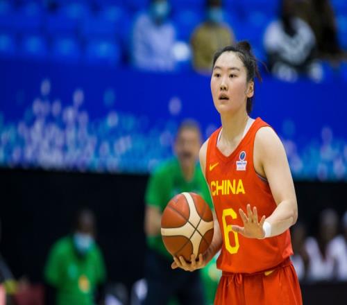 四省市女篮对抗赛第二比赛日武桐桐带领新疆两连胜