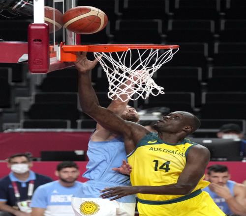 Woj:前CBA外援杜普里斯与开拓者签下一份一年合同