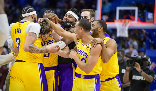 nba赛季佳球视频（今日10佳球出炉湖人的绝杀只能排第2）