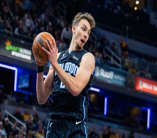 小瓦格纳谈最近9场7胜2负:在NBA赢球很难这份成绩说明了很多