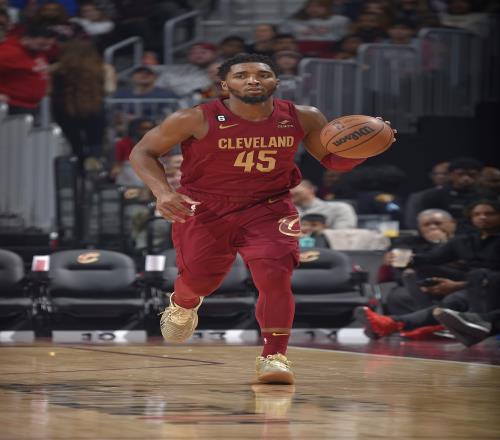 米切尔:我并没有太关注全明星 赢球后一切都会随之而来!