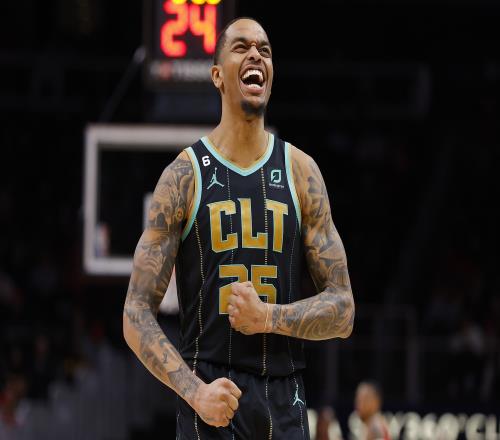 Woj:独行侠想要库兹马但奇才不让步将目标转向华盛顿&正在谈判