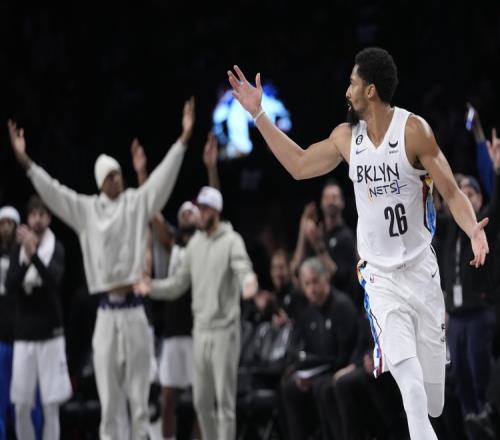 NBA彩经：猛龙力拼绿军 独行侠力克国王 湖人拿下快船