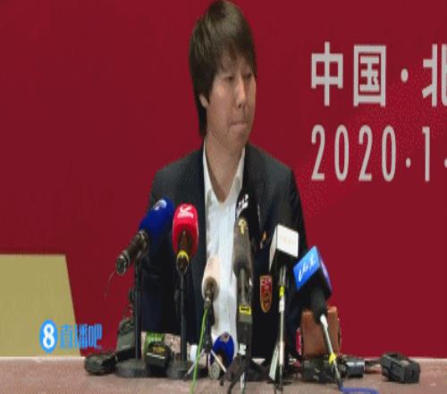 如今非常后悔李铁上任不忘吹头发：中国没人比我更了解这些球员