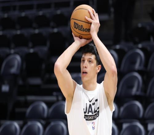 Woj：活塞想让丰泰基奥成为球队未来一部分此前有多队追逐他