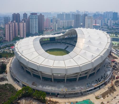 坐不下八万为何叫“八万人体育场”沪媒:加临时座位可接近八万
