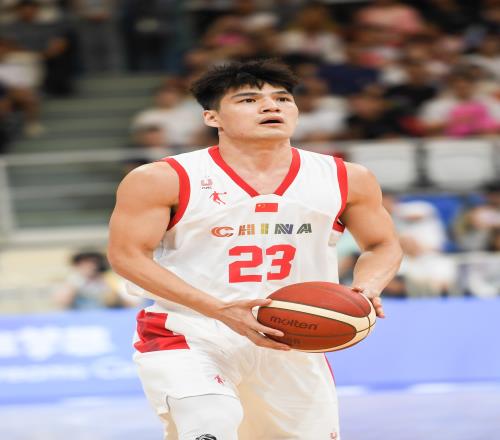 状态火热!陈国豪12投10中砍22分8板3助2帽