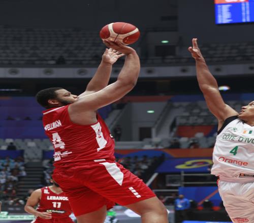 江南的城：前NBA球员斯佩尔曼近期收到CBA北区球队的报价