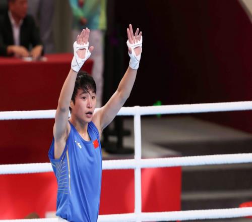 32岁老将杨文路首获亚运金牌保持良好状态秘诀：努力训练和自律