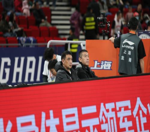 新京报:北控险胜全华班上海闵鹿蕾认可队员的韧劲