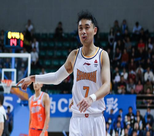 本场MVP+生涯三分突破900大关!原帅更博:幸运日