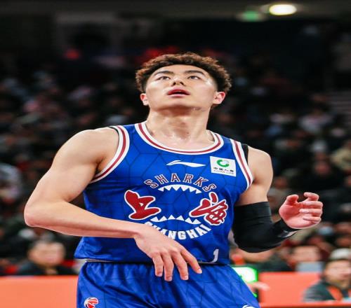 第四掌骨骨折！李添荣：14天后拆线我想打球