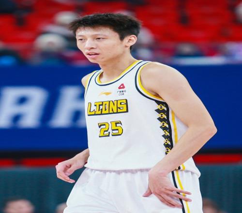 状态不俗!赵岩昊16中8拿下20分3断正负值+26