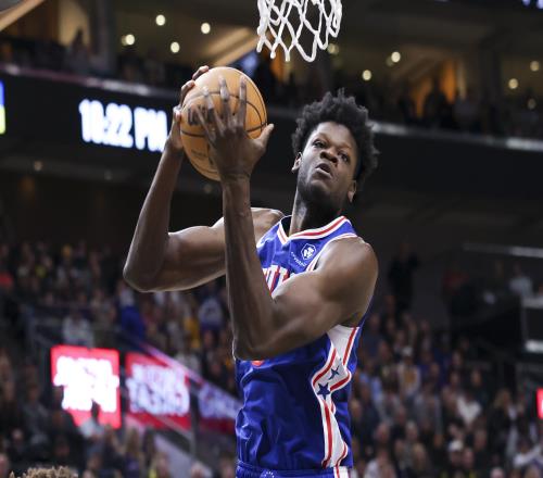 底薪替补中锋!Woj:班巴一年合同签约快船!