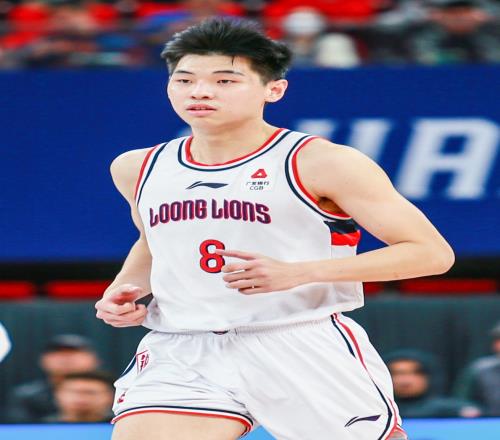 关键攻防杀死比赛!崔永熙12中8高效拿到23分9篮板