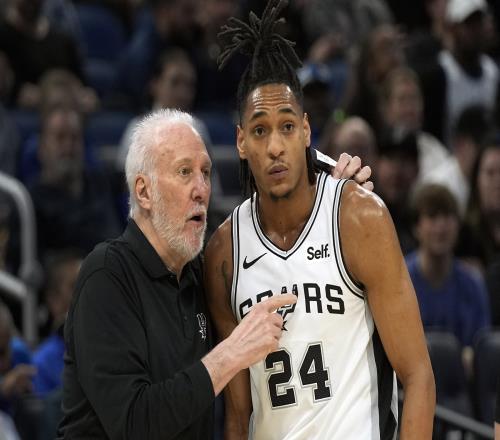马刺第三节单节9次抢断刷新NBA单节抢断数纪录