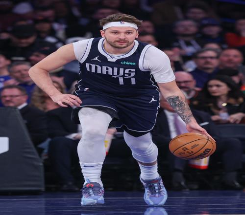 东契奇连续四场砍30+三双历史第三人比肩大O和威少