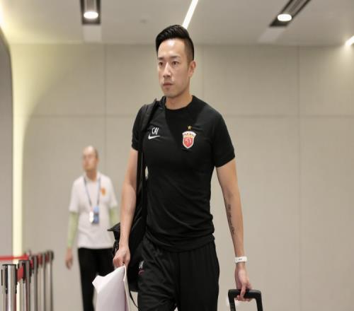 媒体人:海港助教蔡惠强还没见穆斯卡特就被调整,只能转投申花
