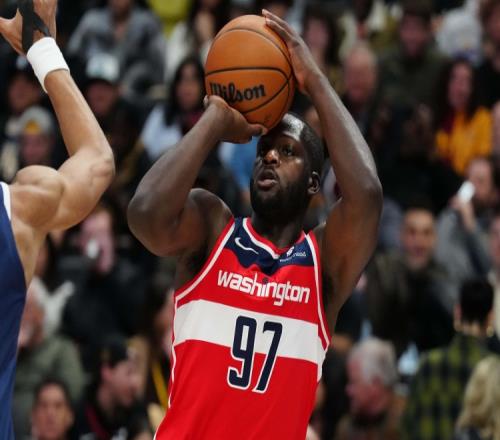 重返NBA！Scotto：猛龙与前锋尤金奥莫鲁伊签下一份10天短合同