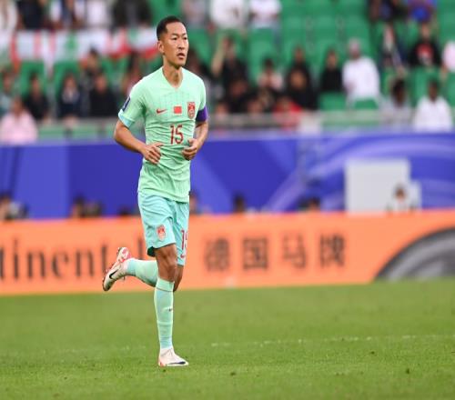 北青:吴曦无缘国足因个人意愿所致伊万遗憾但选择充分尊重球员