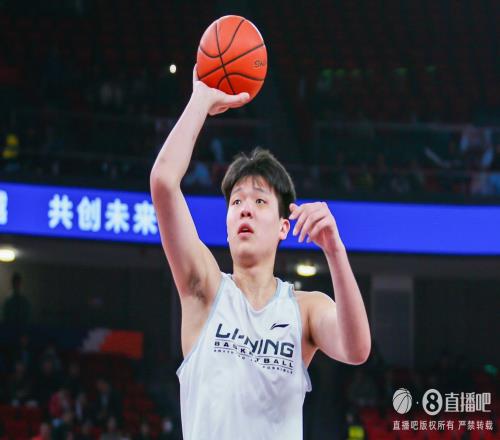 孔德昕：杨瀚森可以报个名体验一下NBA选秀的流程最后也能退出