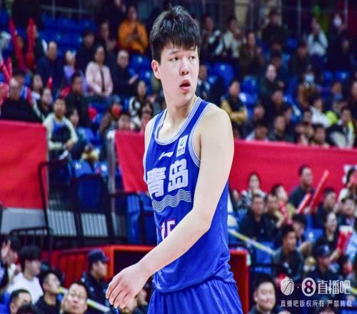 目前7中1！赵探长：杨瀚森被研究了进攻习惯显得有点无所适从