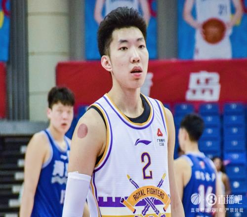 百步穿杨!廖三宁8中7砍半场最高19分三分6中5