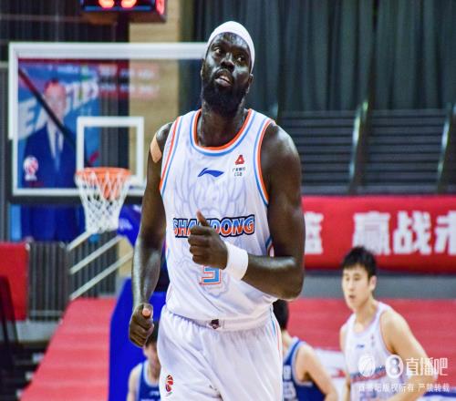 探长:CBA很多队在接触沙约克现在看来他在这些下家里选了辽宁