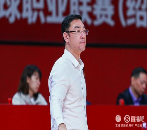 近两个赛季选外援不顺刘鹏：也是我主帅的问题在继续找NBA球员