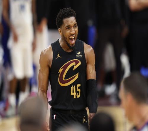 米切尔为何只签3年Woj：他能在2027年寻求5年超3.8亿的超级合同