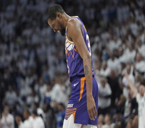 合同剩2年约1.06亿文胖:杜兰特至少在下季开始前都会在太阳